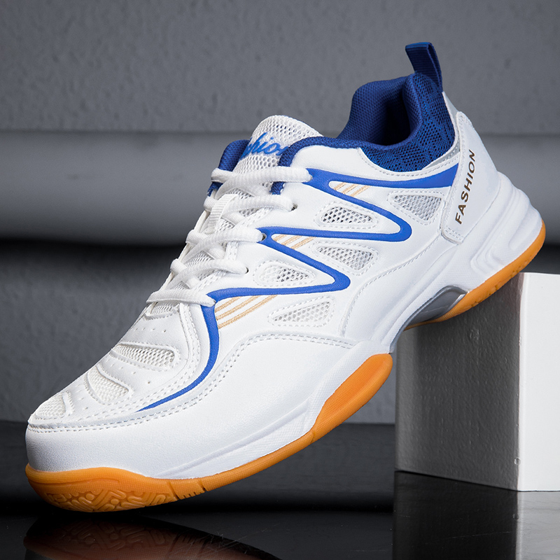 Nieuwe sportschoenen voor here - Badminton Umpire recensie en prijs