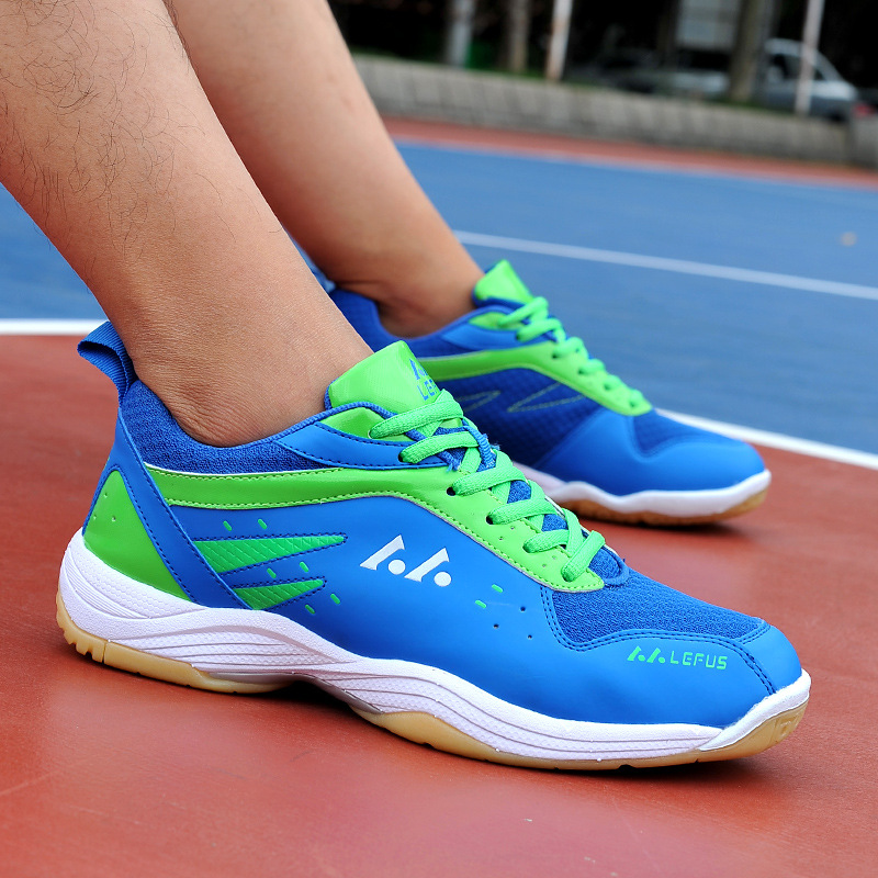 Nieuwe Badmintonschoenen Profe - Badminton Umpire recensie en prijs